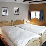 Hotel Petit Helvetia Budget 2*