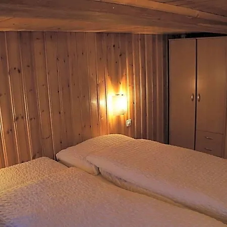 Petit Helvetia Budget Hotel