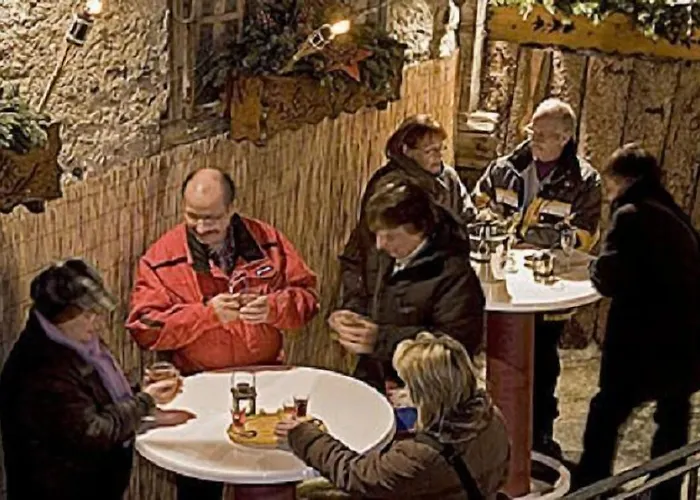 Petit Helvetia Budget