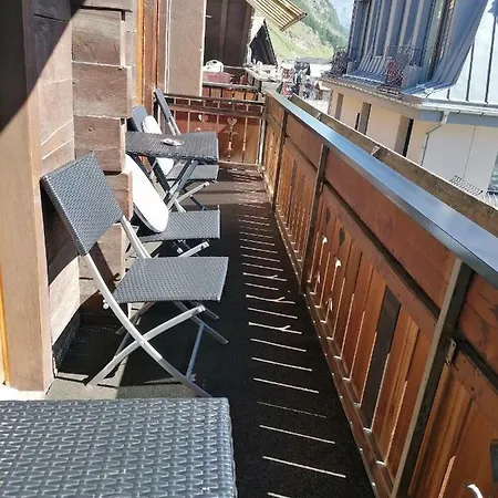 Hotel Petit Helvetia Budget